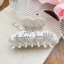 Charger l'image dans la galerie, Barrette flèche et cœur en strass blanc