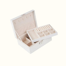 Charger l'image dans la galerie, Boite à bijoux blanche en cuir