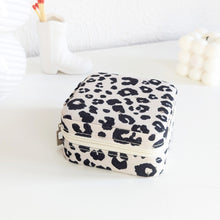 Charger l'image dans la galerie, Boîte à bijoux de voyage léopardclair