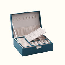 Charger l'image dans la galerie, Boîte à bijoux en cuir avec serrure