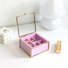 Charger l'image dans la galerie, Boîte à bijoux en verre doré et velours rose