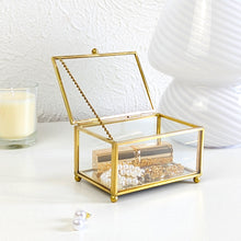 Charger l'image dans la galerie, Boîte à bijoux en verre et laiton romantique