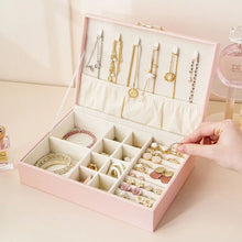 Charger l'image dans la galerie, Boîte à bijoux nœud coquette en cuir rose