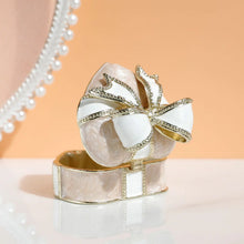 Charger l'image dans la galerie, Boîte à bijoux vintage en forme de cœur rose