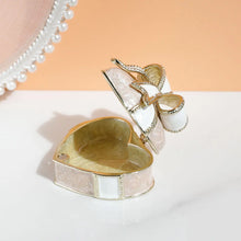 Charger l'image dans la galerie, Boîte à bijoux vintage en forme de cœur rose