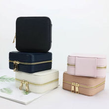 Charger l'image dans la galerie, Boites à bijoux de voyage en cuir