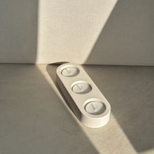 Charger l'image dans la galerie, Bougeoir Triple Azurite blanc