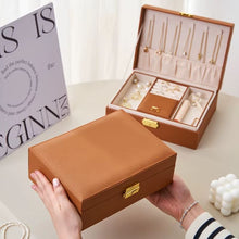 Charger l'image dans la galerie, Coffret à bijoux élégant en cuir marron