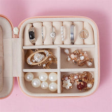 Charger l'image dans la galerie, Etui à bijoux de voyage carré • Cuir