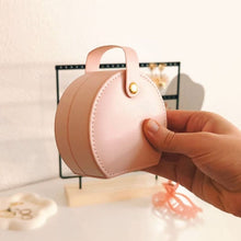 Charger l'image dans la galerie, Mini sac à bijoux de voyage • Cuir • Express Only •