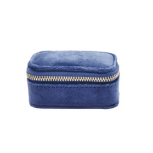 Charger l'image dans la galerie, Mini trousse à bijoux en velours • Bleu • Velours