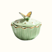 Charger l'image dans la galerie, Petite boîte à bijoux papillon en céramique • Céramique