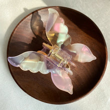 Charger l'image dans la galerie, Pince à cheveux papillon colorée rose