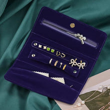 Charger l'image dans la galerie, Pochette en velours pour bijoux