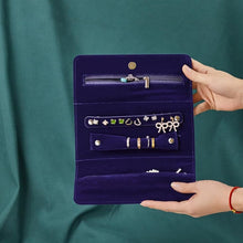Charger l'image dans la galerie, Pochette en velours pour bijoux