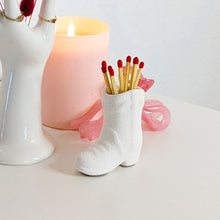 Charger l'image dans la galerie, Porte-allumettes bottes de cowboy • Blanc • Céramique •