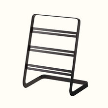 Charger l'image dans la galerie, Porte-bijoux design scandinave en métal