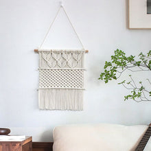 Charger l'image dans la galerie, Porte bijoux macramé bohème à suspendre • Bois • Coton