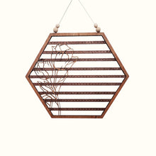 Charger l'image dans la galerie, Porte-boucles d’oreilles hexagone fleuri en bois • Bois