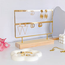 Charger l'image dans la galerie, Porte boucles d'oreilles à 2 rangées en métal et bois or