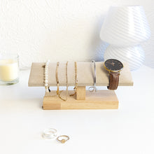 Charger l'image dans la galerie, Support bracelets inclinés en bois
