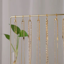 Charger l'image dans la galerie, Porte colliers design en bois et métal