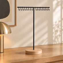 Charger l'image dans la galerie, Présentoir à colliers en bois et métal socle rond