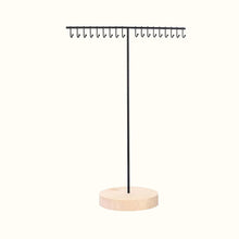 Charger l'image dans la galerie, Présentoir à colliers en bois et métal noir • Bois • Coups