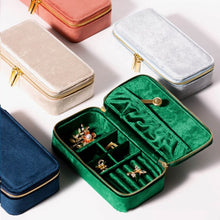 Charger l'image dans la galerie, Trousse à bijoux de voyage en velours