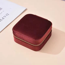Charger l'image dans la galerie, Trousse de rangement pour bijoux en velours doux rouge