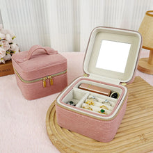Charger l'image dans la galerie, Trousses à bijoux de voyage en velours rose avec miroir