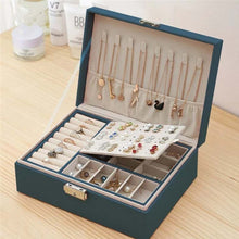 Charger l'image dans la galerie, Boîte à bijoux avec serrure en cuir • Cuir