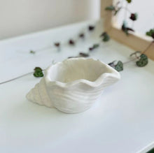 Charger l&#39;image dans la galerie, Coupelle coquillage blanc
