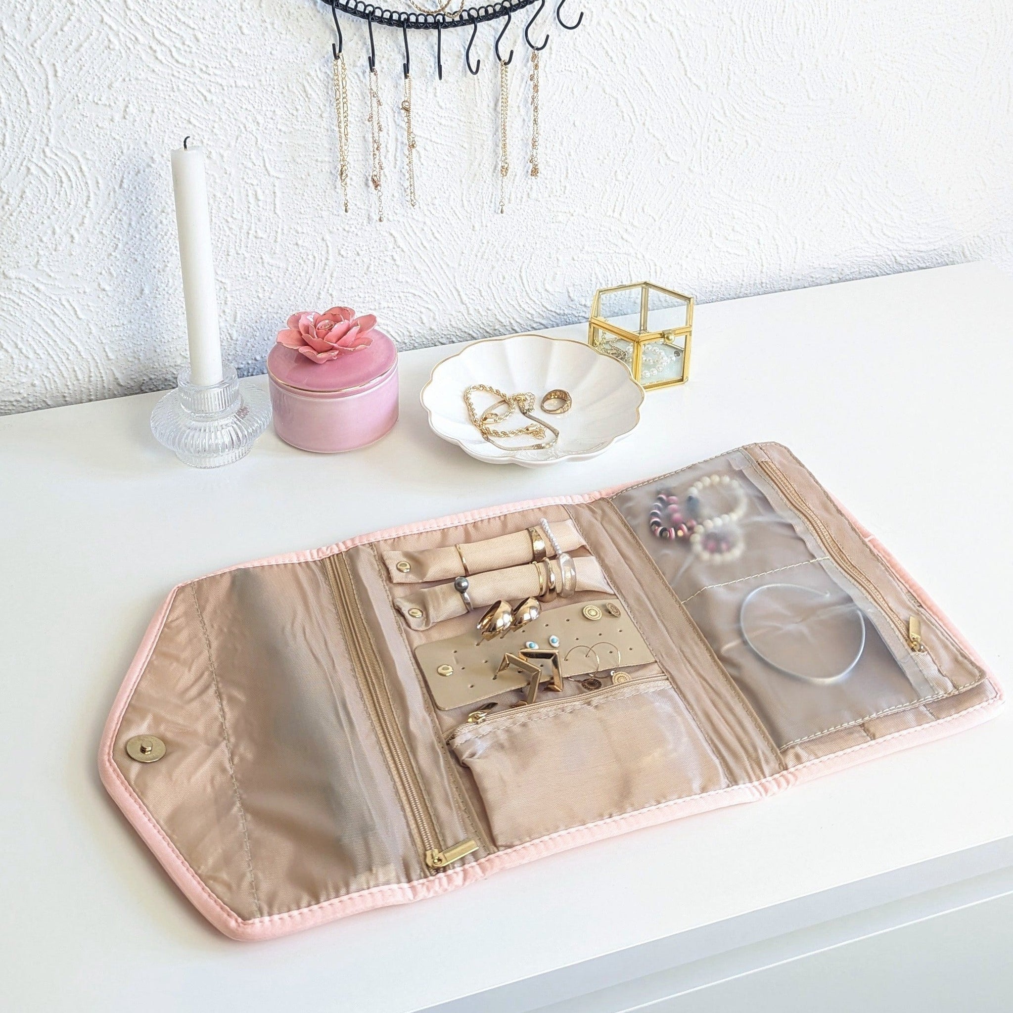 Pochette à bijoux de voyage en tissus - Main Image