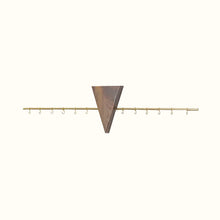 Charger l&#39;image dans la galerie, Porte-colliers mural minimaliste triangle en bois • Bois •
