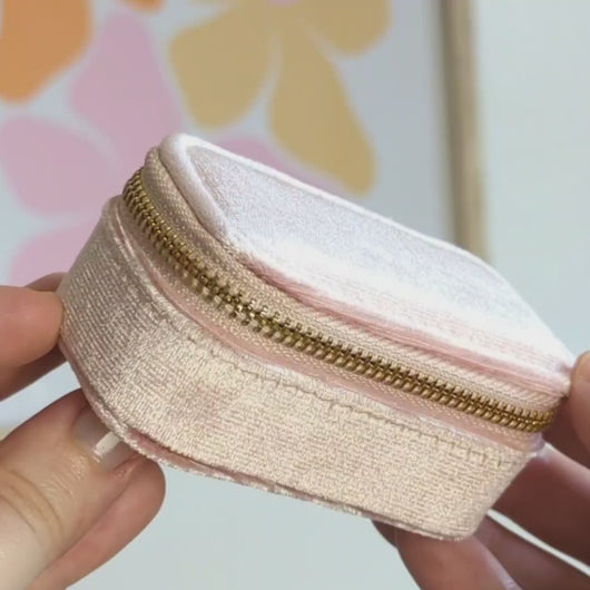 Mini trousse à bijoux en velours pour voyage